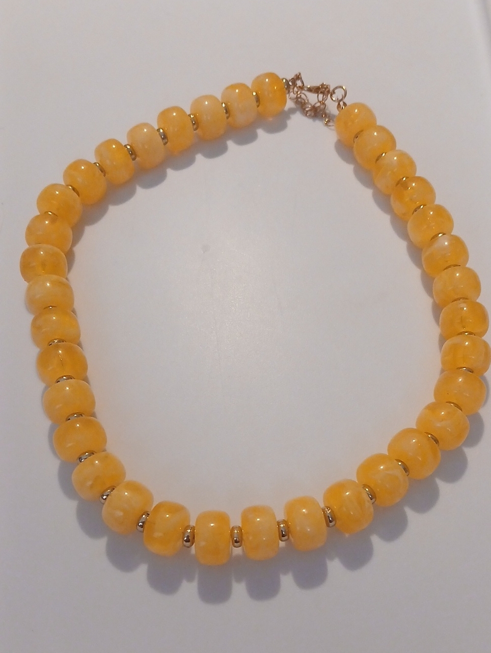 Fashion Jewelry Yellow Beaded Necklace with Gold Accents